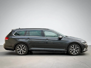 De vânzare VW Passat Variant 2.0 TDI   150 CP   110.000 KM   HUD   DCC   ACC - imagine 7