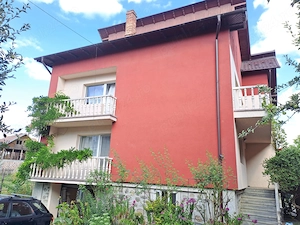 Vila Curtea de Arges
