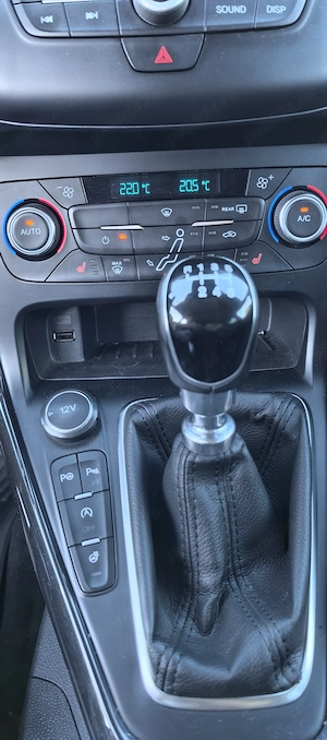 Ford Focus Titanium Plus - imagine 8