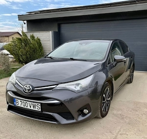 Toyota Avensis Executive 1.8 Benzina+GPL 147CP Cutie automata,interior din Piele Nappa EURO 6 - imagine 2