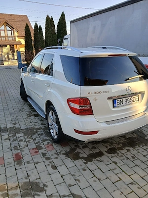 Mercedes Benz ML 300  cdi 4MATIC - imagine 10