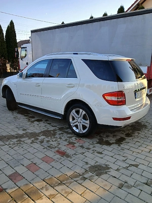 Mercedes Benz ML 300  cdi 4MATIC - imagine 9