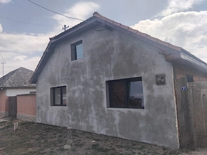    CASĂ DE vanzare