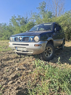 Nissan Terrano 2.7 tdi 4x4 teren