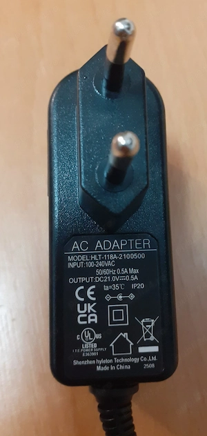 Vând Încărcător HLT-118A-2100500,21 Volți  0,5Amperi,cu mufă magnetică de 10mm