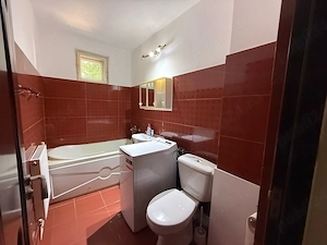 De inchiriat apartament 2 camere in Micro I, zona centrala - imagine 3