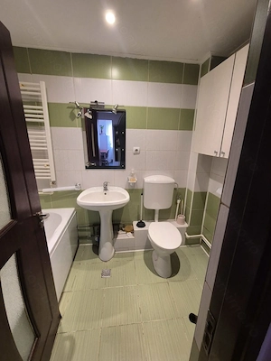 Vand apartament 2 camere - imagine 2