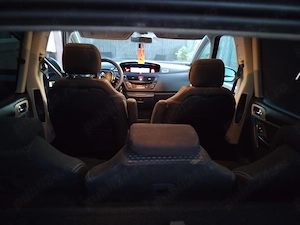 Citroen C4 Picasso,,2010,, Diesel  - imagine 3