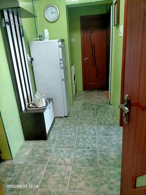 Apartament cu 2 cam decomandat de închiriat 