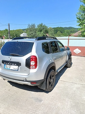 vand dacia duster - imagine 2