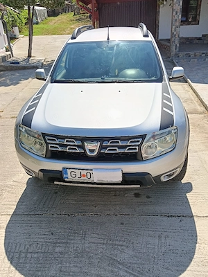 vand dacia duster - imagine 4