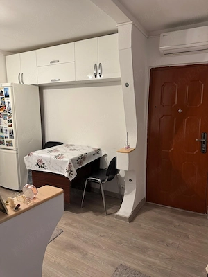 Închiriez apartament 2 camere cu loc de parcare - imagine 2