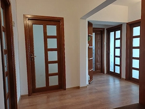 Apartament 3 camere decomandat | Bloc cărămidă 1990 | Zona Nicolae Iorga - imagine 3