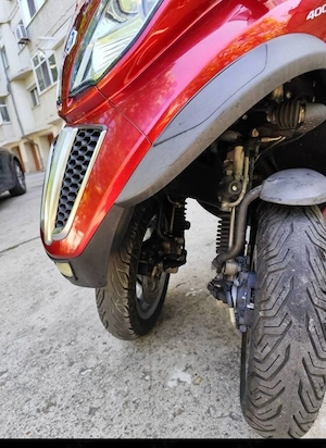 piaggio mp3 lt 400 se conduce cu B - imagine 2