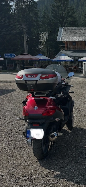 piaggio mp3 lt 400 se conduce cu B - imagine 5