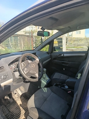 Opel Zafira - imagine 4