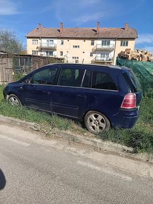 Opel Zafira - imagine 5