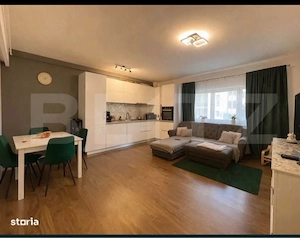 Vand URGENT apartament cu curte
