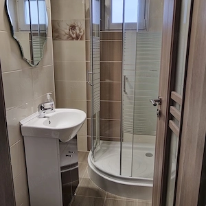 Apartament de vanzare - imagine 1