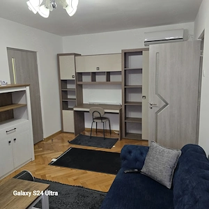 Inchiriez apartament  2 camere in Campina mobilat si utilat complet, aer conditionat,totu este nou - imagine 11