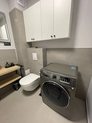 Inchiriez apartament modern cu 2 dormitoare, zona Parc - Centrul Vechi - imagine 8