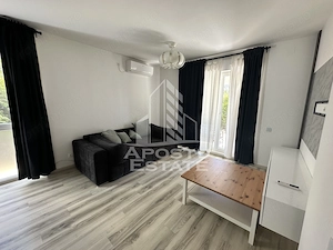 Apartament de inchiriat cu 2 camere, Centrala proprie, zona Lipovei