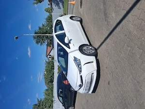 Toyota prius plus 2016 
