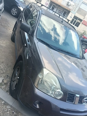 Vand nissan xtrail t31 - imagine 5