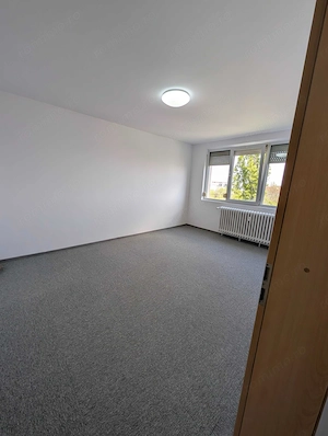 2 camere decomandat, etaj 4/4, renovat, metrou 1 Decembrie 1918 - imagine 5