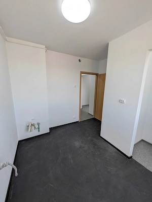 2 camere decomandat, etaj 4/4, renovat, metrou 1 Decembrie 1918 - imagine 6