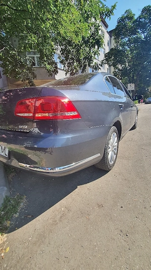 VW Passat  - imagine 6
