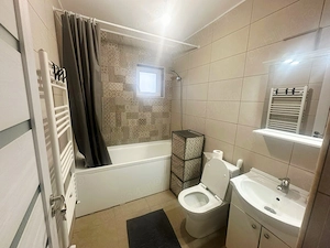 Închiriez apartament - imagine 4