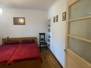 Vânzare jumătate de casă, Calea Domnească 257   Intrare privată, Demisol+Etaj+Pod+Curte  - imagine 10