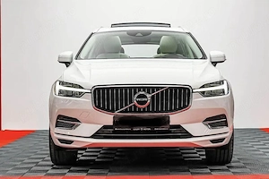 Volvo XC60 T6 AWD 4x4 plug-in hybrid 340 CP An 2021 - imagine 2