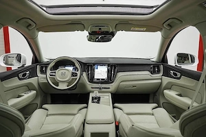 Volvo XC60 T6 AWD 4x4 plug-in hybrid 340 CP An 2021 - imagine 3