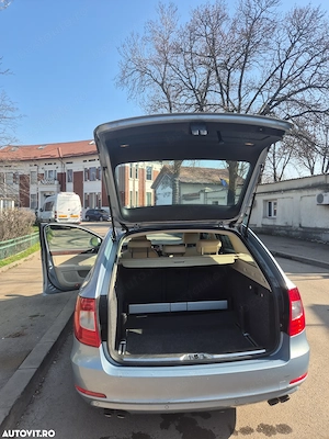 Skoda Superb Elegance 2.0TSI combi - imagine 4