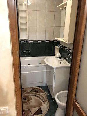 Apartament 3 camere decomandat, parcare inclusă, lângă metrou Grigorescu - imagine 2