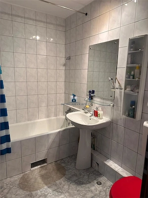 Apartament 4 camere Semidecomandat Metrou Brancoveanu - imagine 5