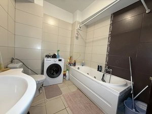 De vanzare Apartament 3 Camere 99MP Mobilat/Utilat - imagine 10