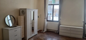 Închiriez ultracentral, loc parcare, 2 camere - imagine 7