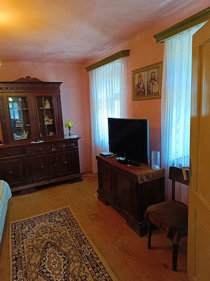 Județul Brașov, comuna Pârâu, Sat Grid, casa cu gaze, apă și canalizare. - imagine 9