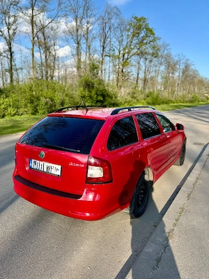 Vând Skoda Octavia break diesel din 2012. foarte bine întreținută .km reali impecabila tehnic, optic - imagine 7