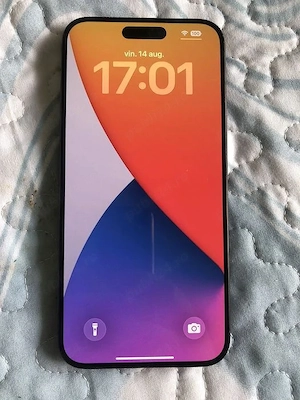 iphone 15 pro max stare f buna baterie 98% 