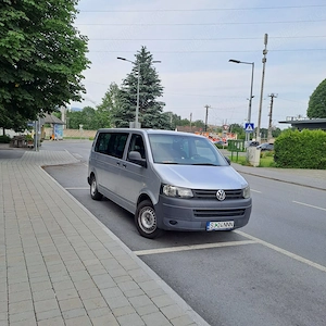 Vând VW Caravelle T5,an:2011, 8+1 locuri , model lung - imagine 2