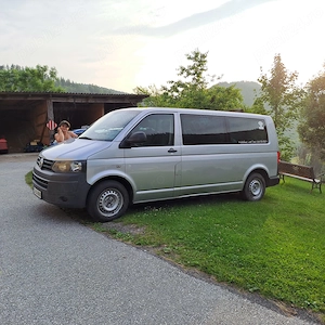 Vând VW Caravelle T5,an:2011, 8+1 locuri , model lung - imagine 4