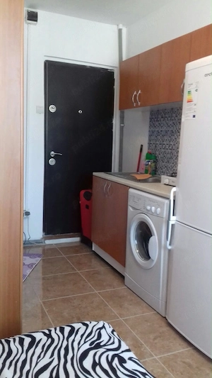 Se vând 5 camere de cămin   zona Tudor Vladimirescu, Iași