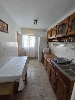 Zona Spitalul Judetean | Centrala proprie | Complet utilat | Aer conditionat |  - imagine 3