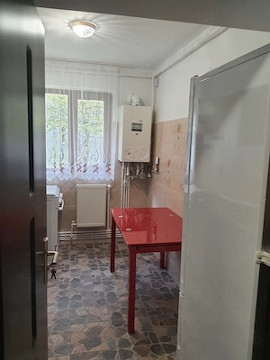 Inchiriez apartament 2 camere in Campina Strada Eruptiei - imagine 10