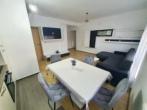 Apartament de inchiriat, 3 camere, 65 mp utili, etaj 1 - Zona Lipovei - imagine 2