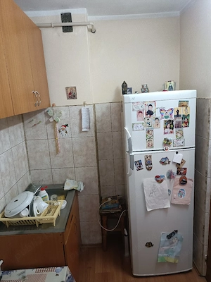 Vând apartament cu doua camere decomandate în Micro 13B  - imagine 5